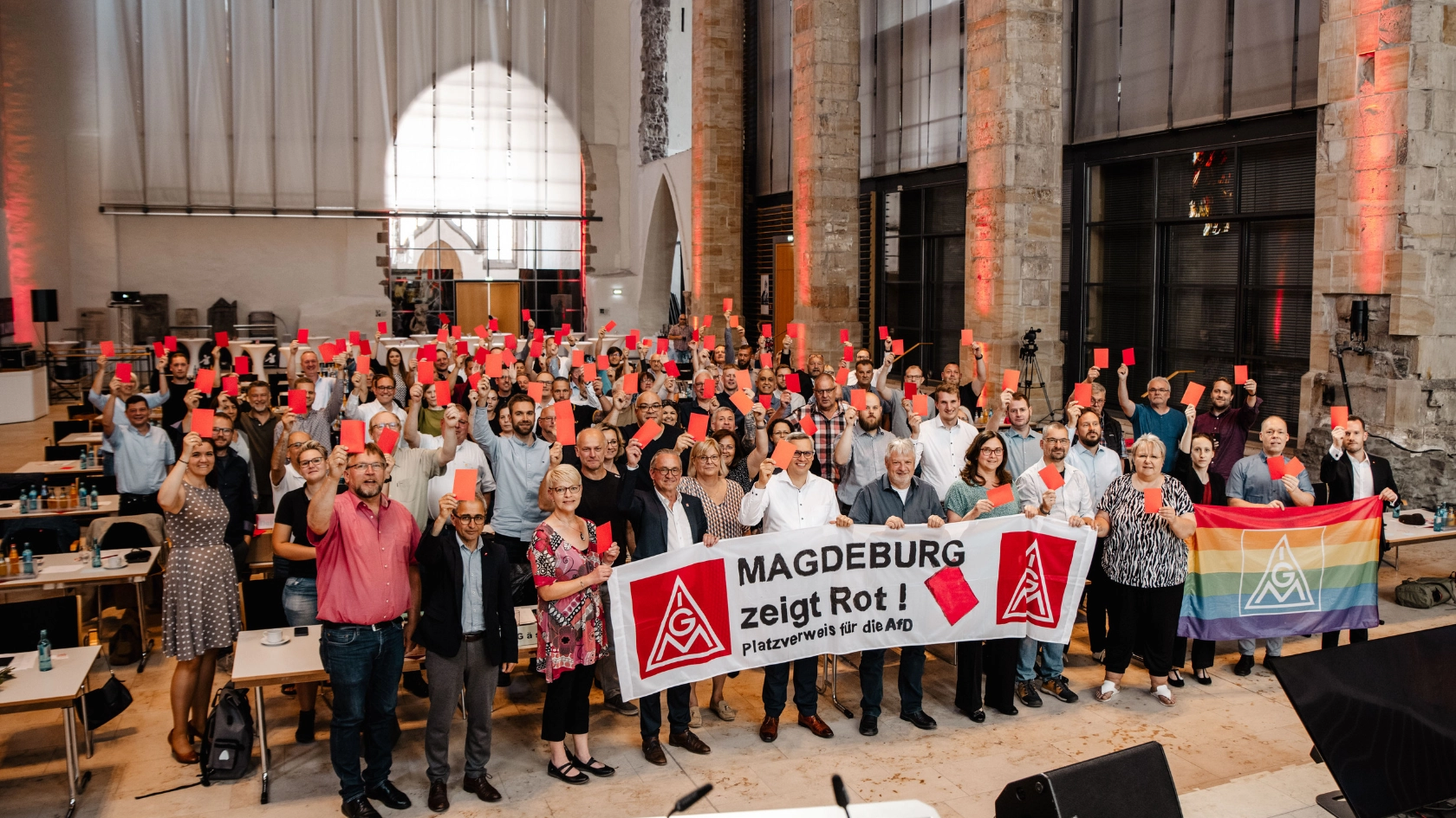 Magdeburg zeigt Rot