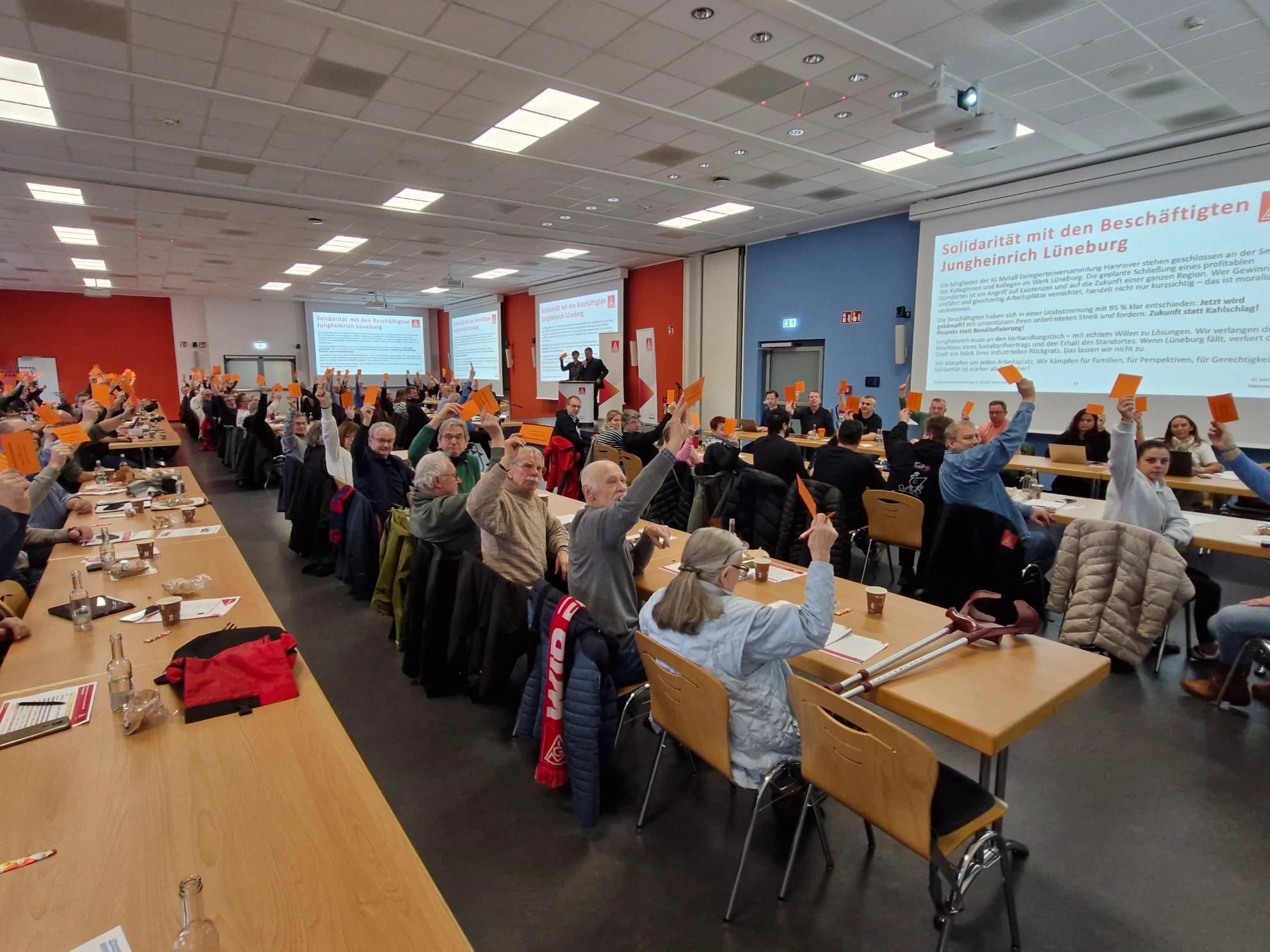 Solidaritätserklärung mit den Beschäftigten bei Jungheinrich Lüneburg