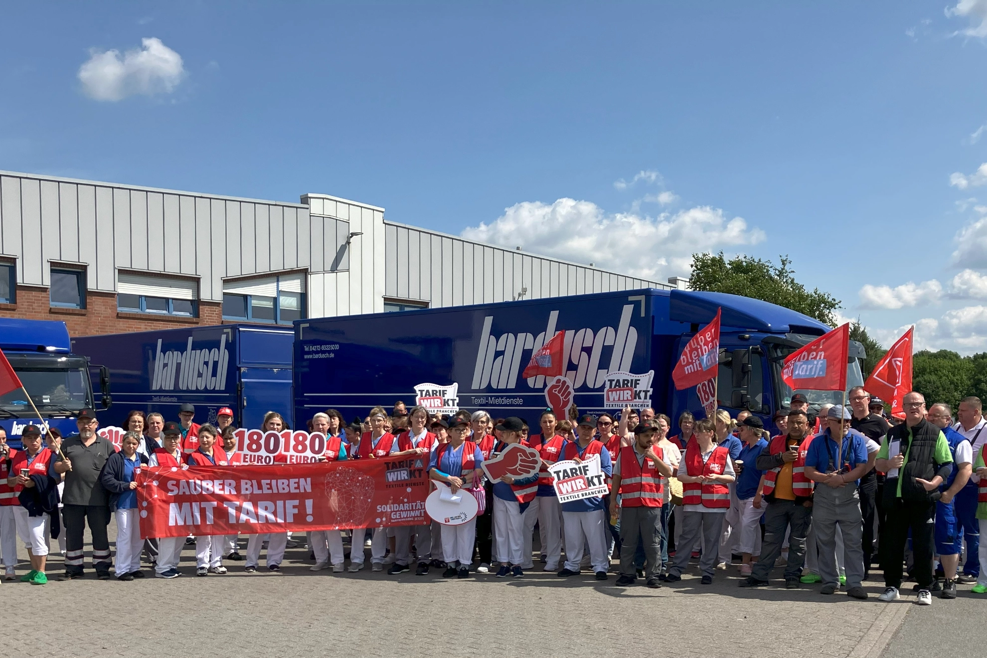 Bardusch Warstreikation Textile Dienste