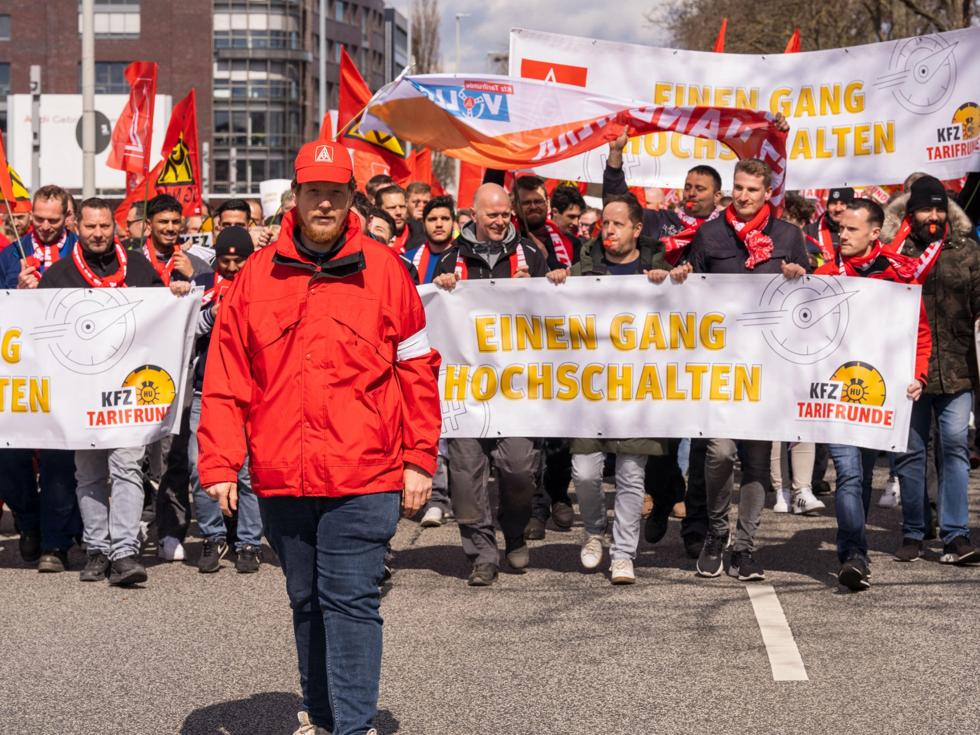 Warnstreik KFZ-Tarifrunde