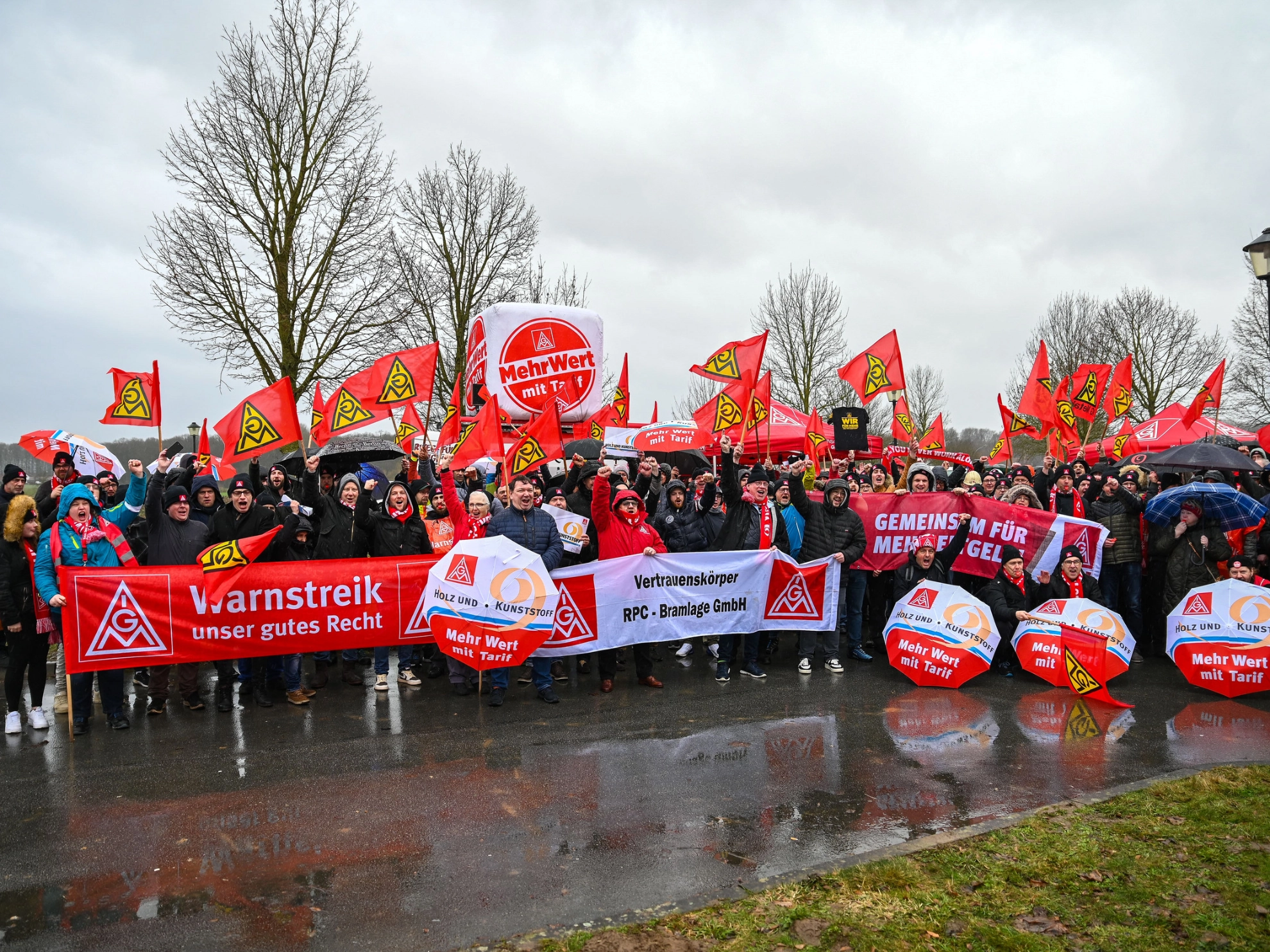 students meet engineers