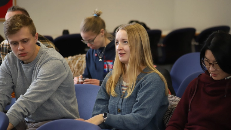 2023-11-11 students meet engineers 2023