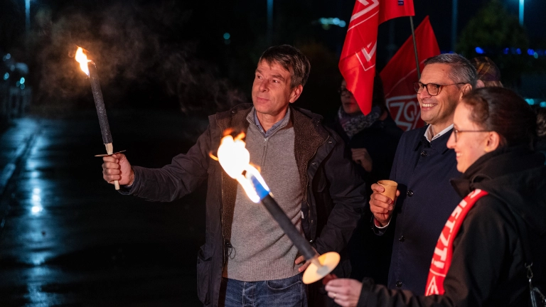 Warnstreik bei Clarios in Hannover