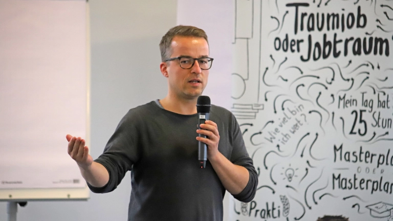 2023-11-11 students meet engineers 2023